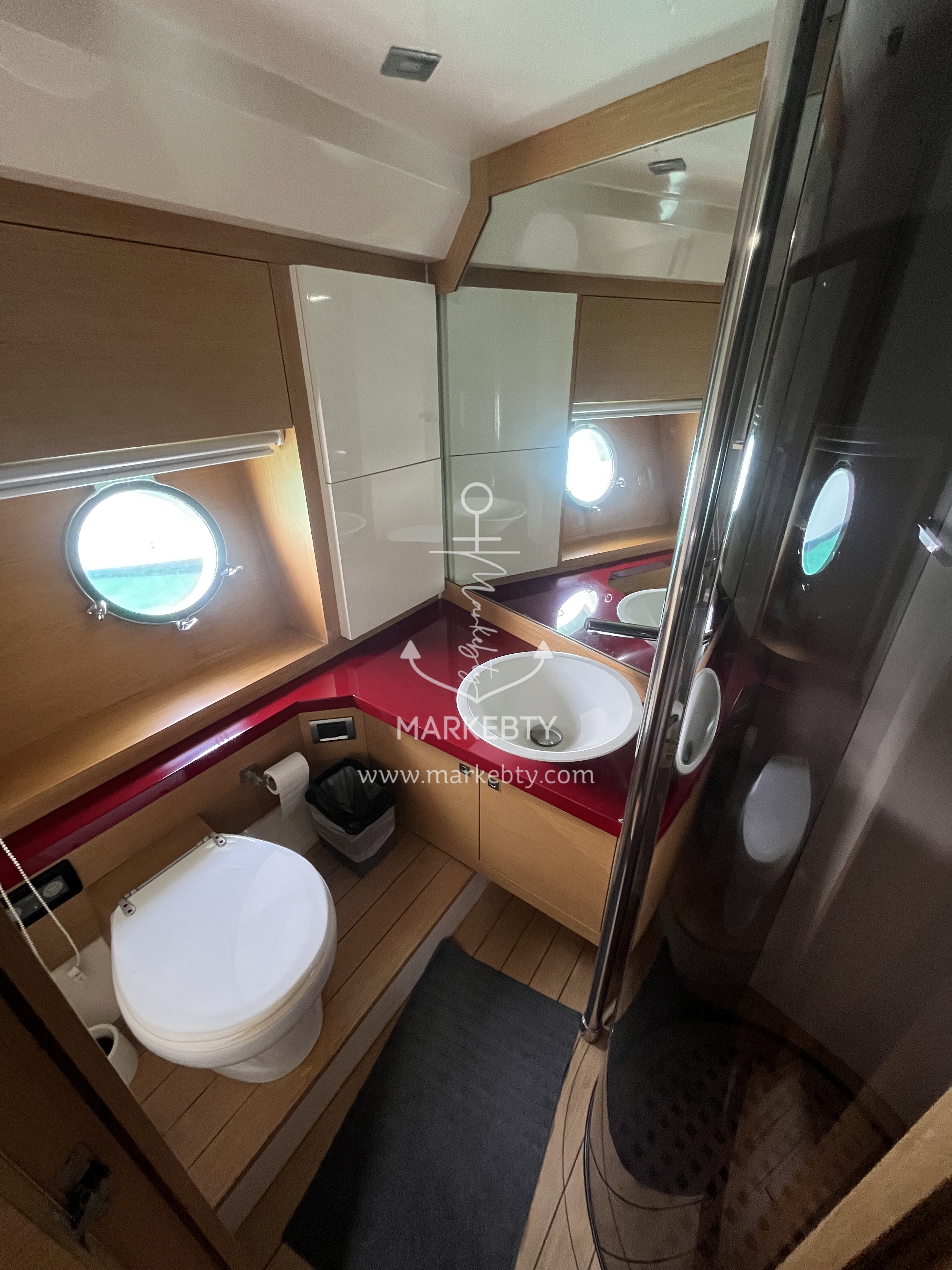 Sessa Marine C52