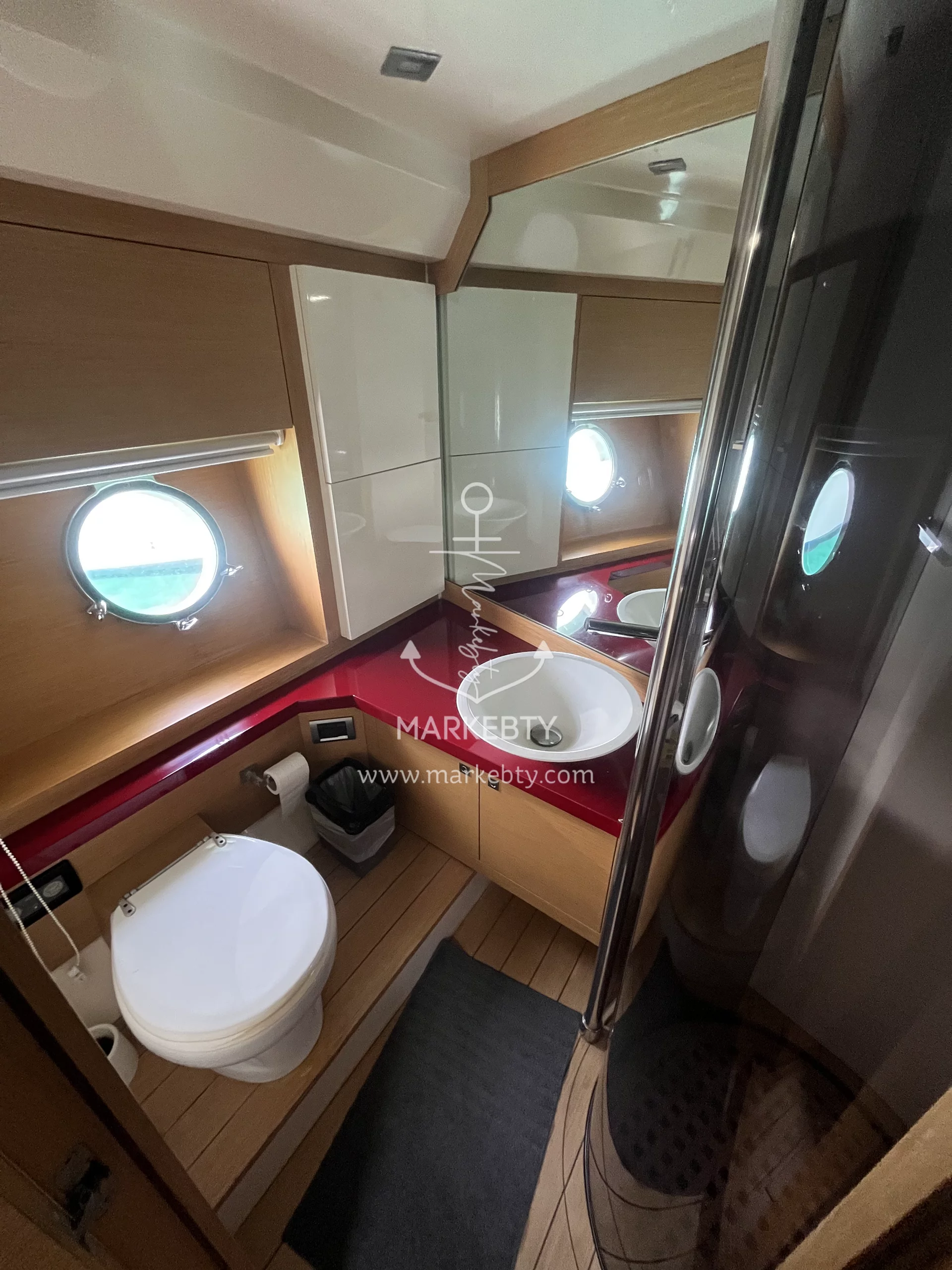 Sessa Marine C52