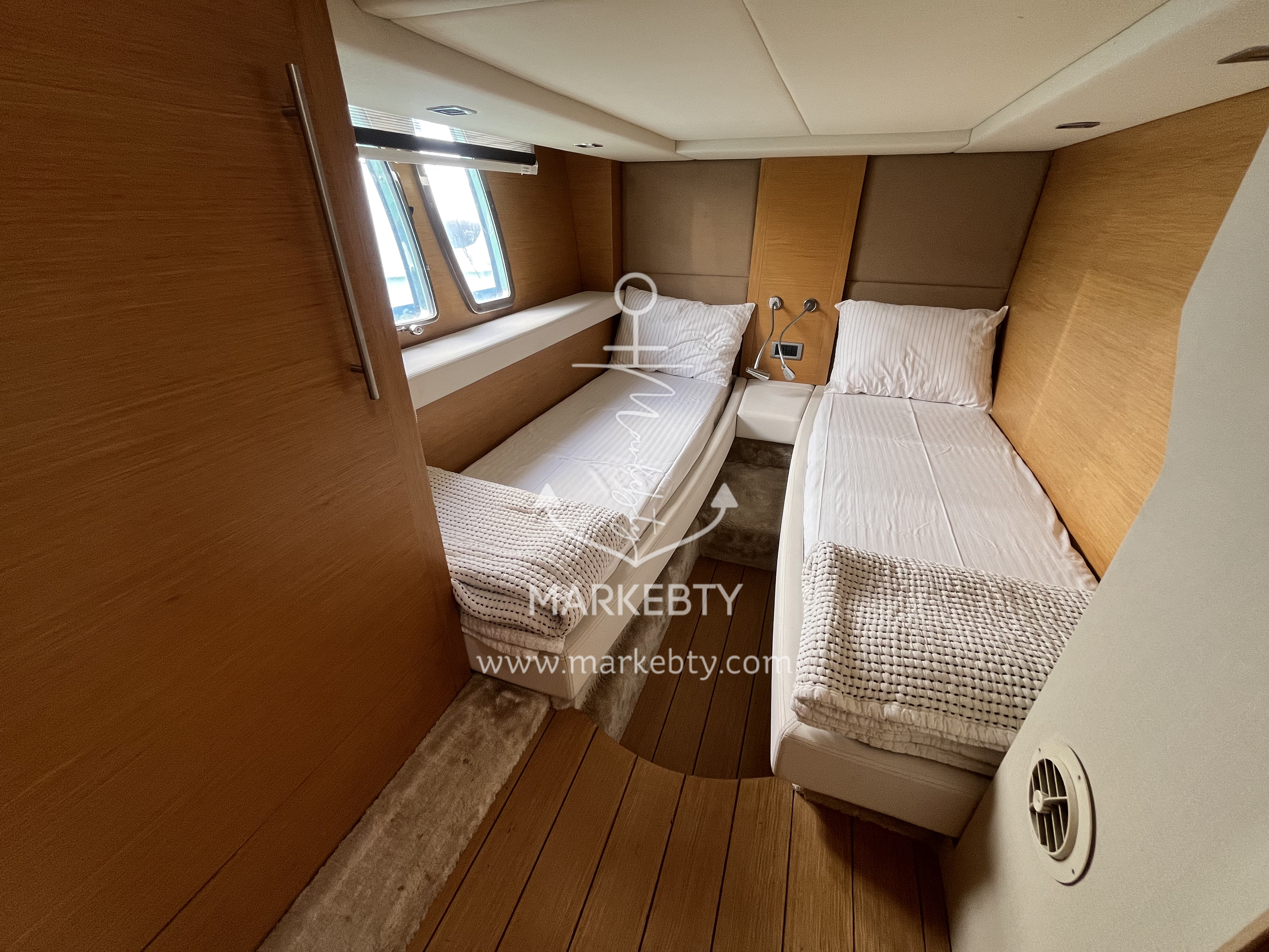 Sessa Marine C52