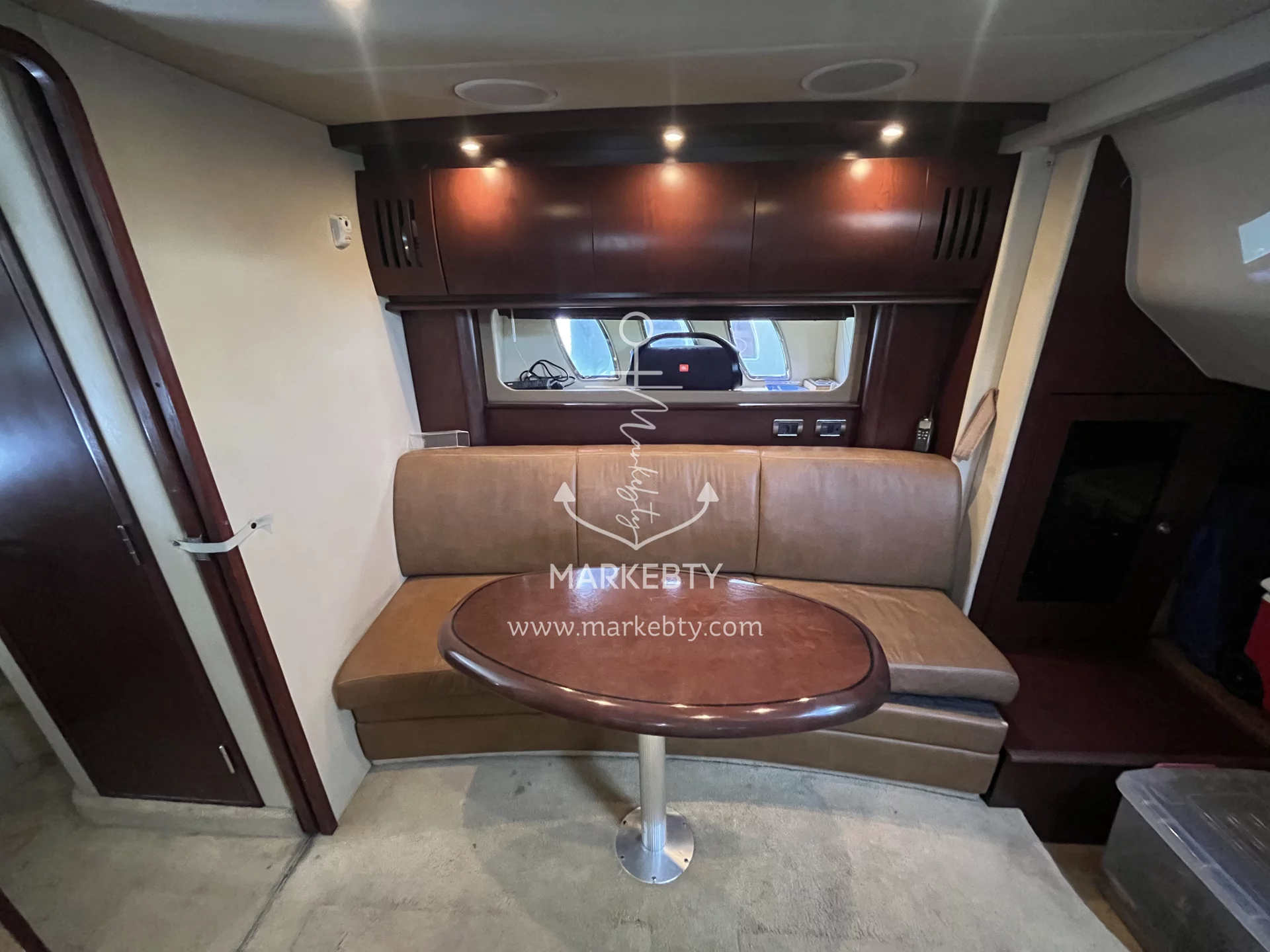 Sea Ray Sundancer 395