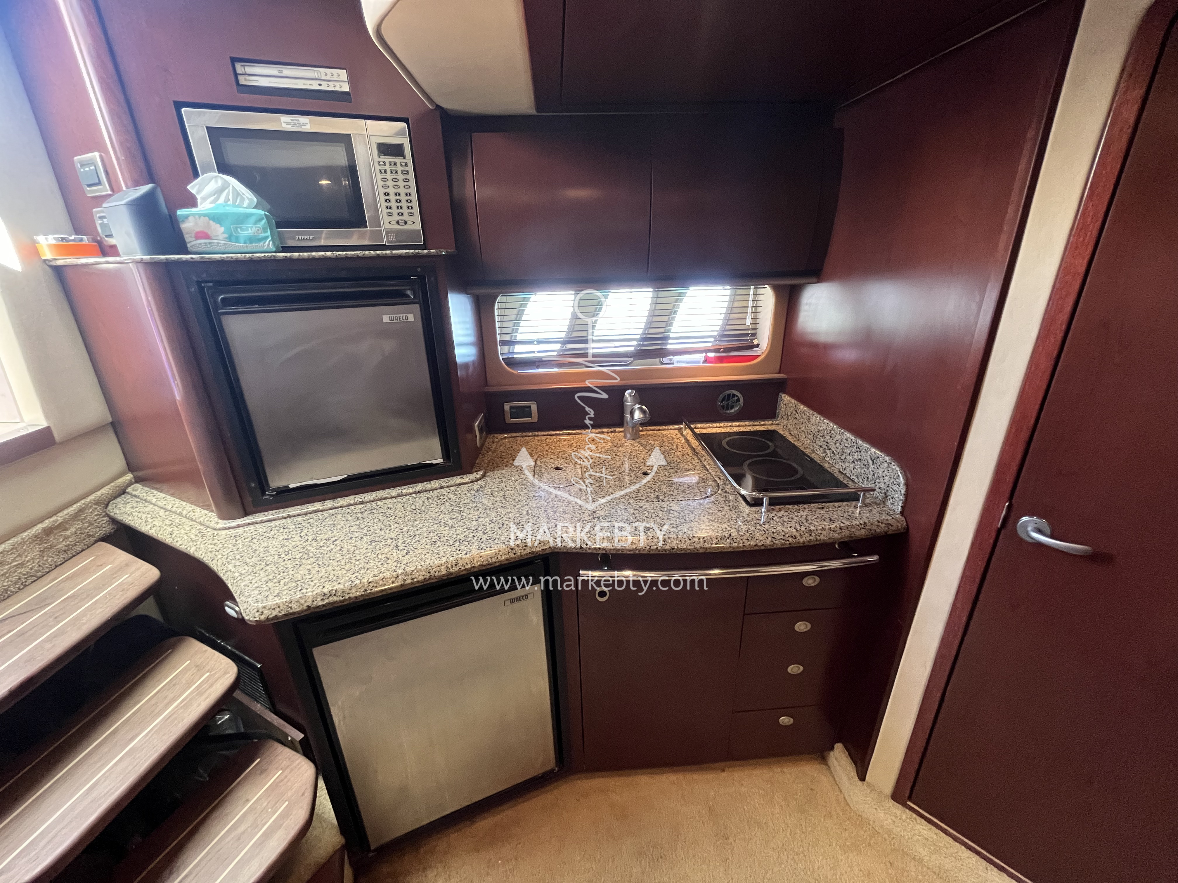Sea Ray Sundancer 380
