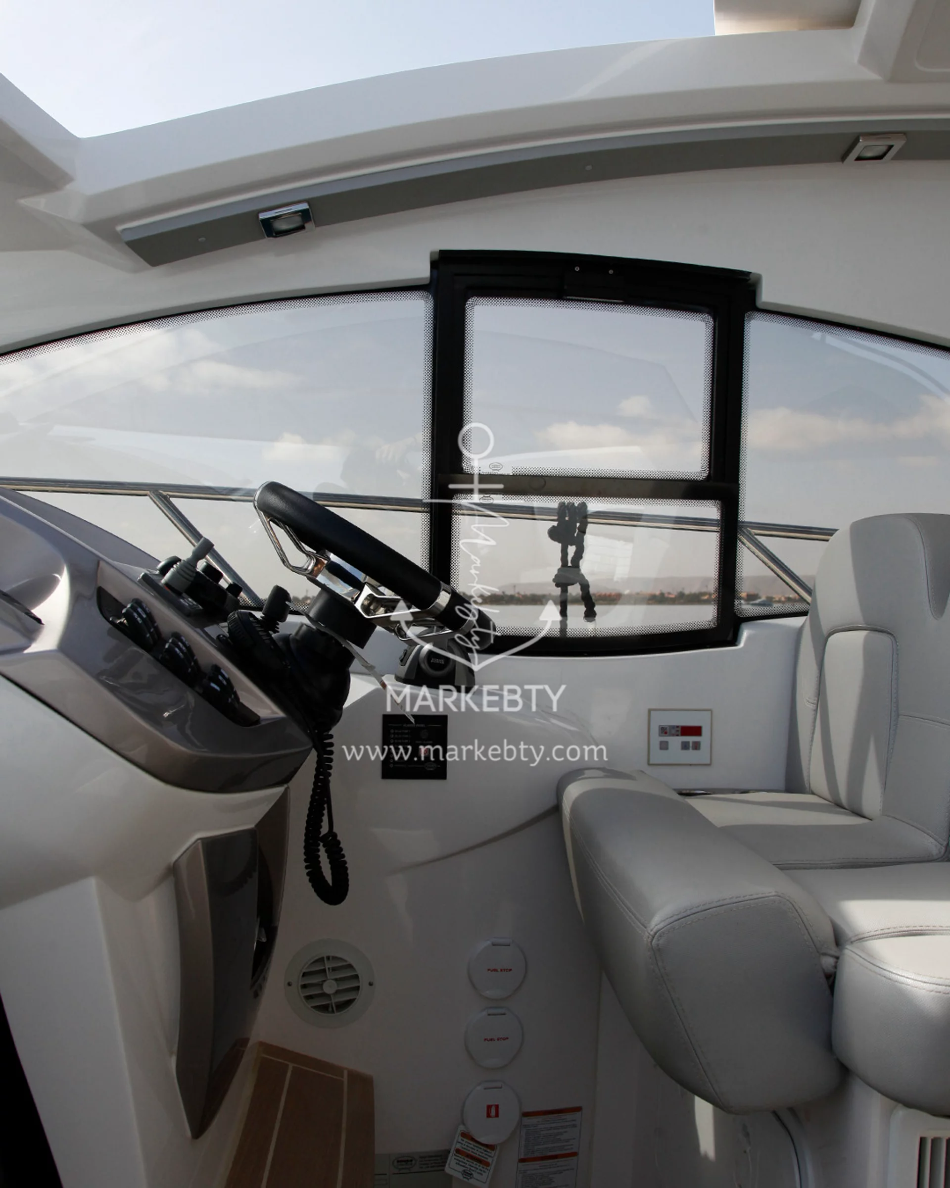Sessa Marine C44