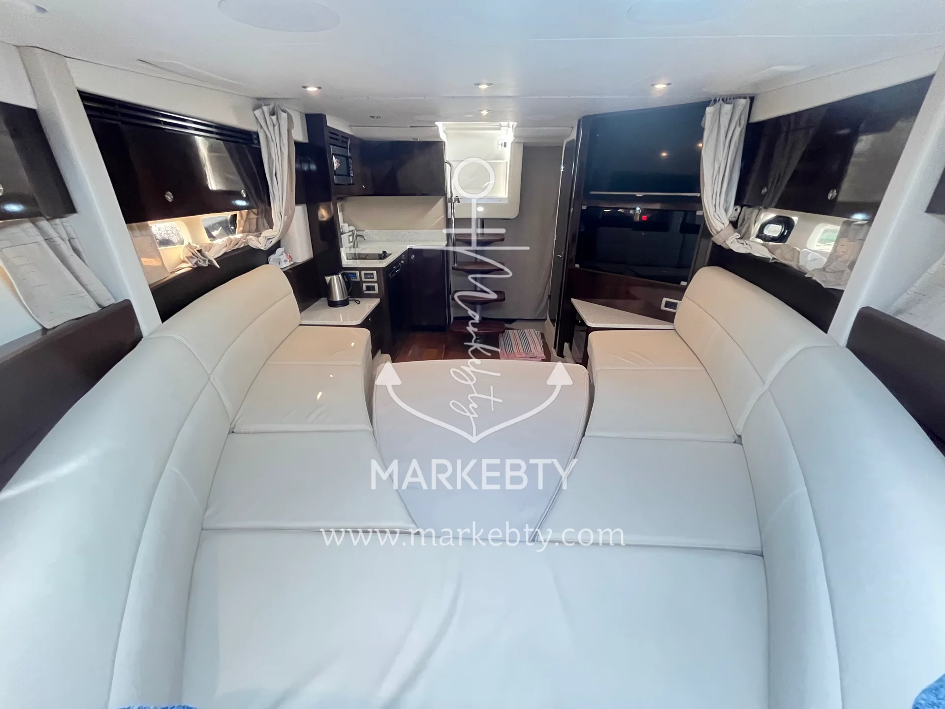 Sea Ray Sundancer 350