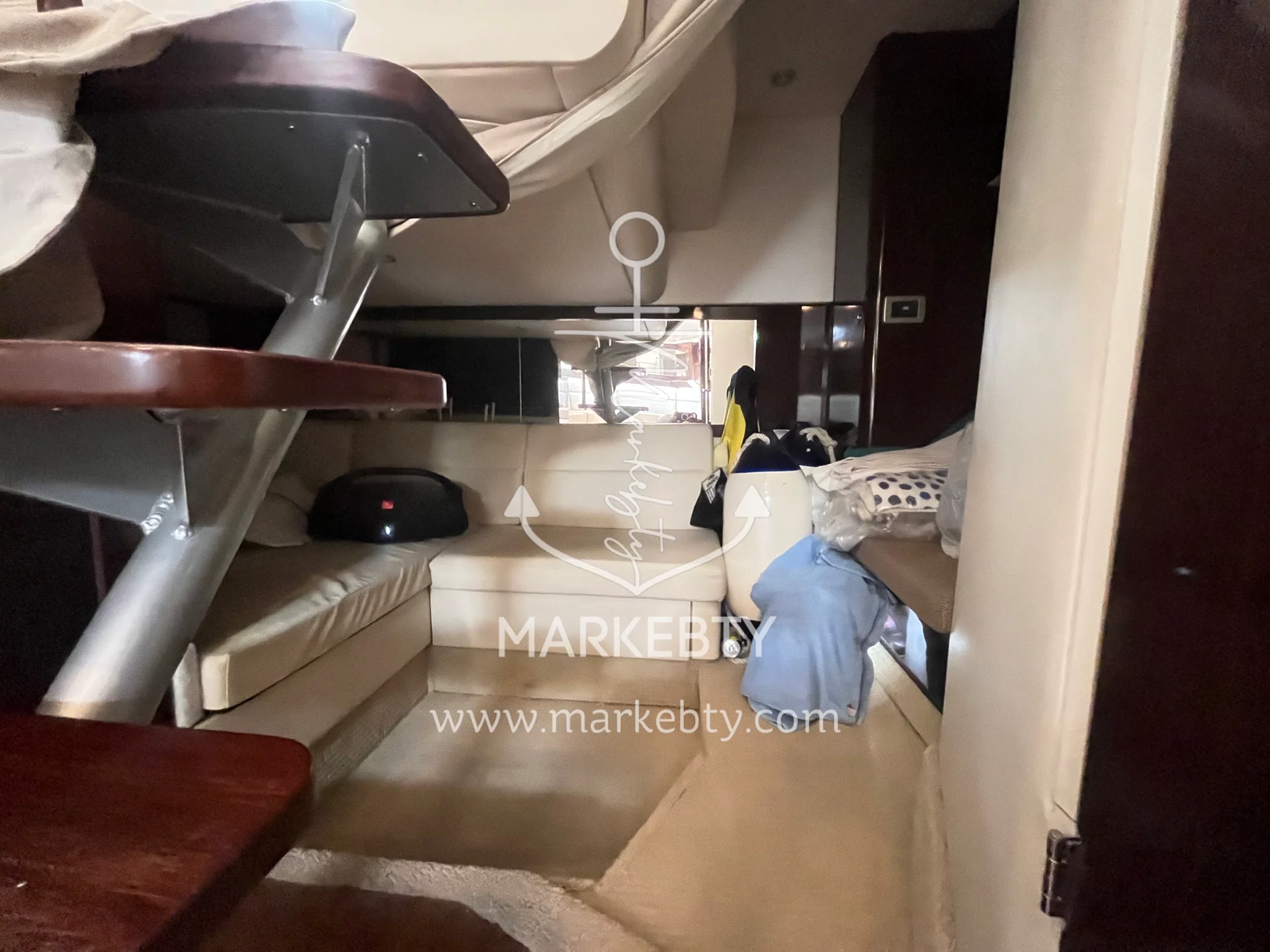 Sea Ray Sundancer 350