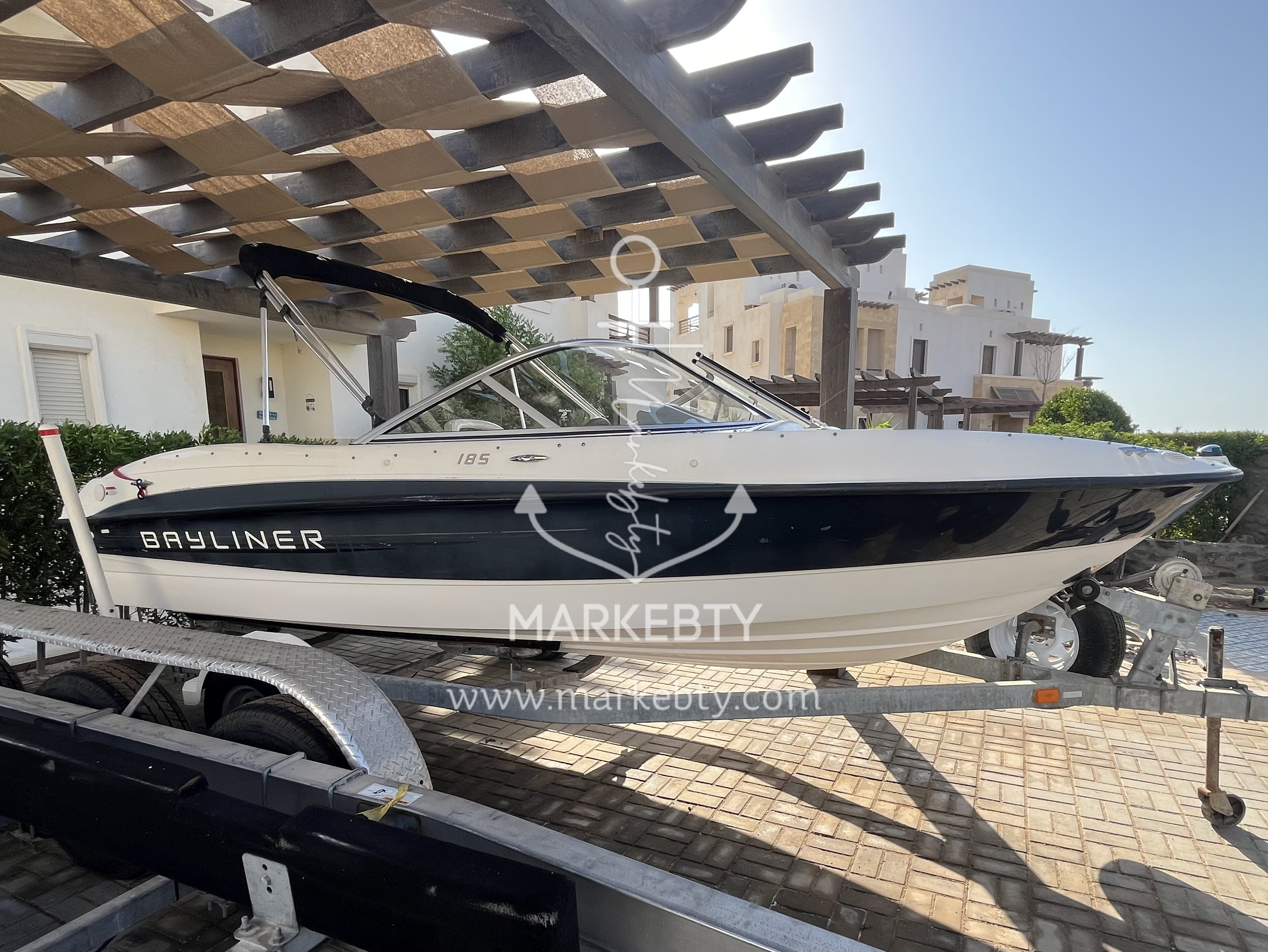 Bayliner 185