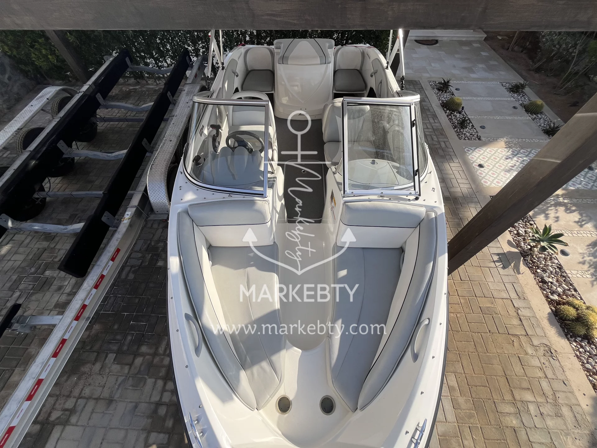 Bayliner 185