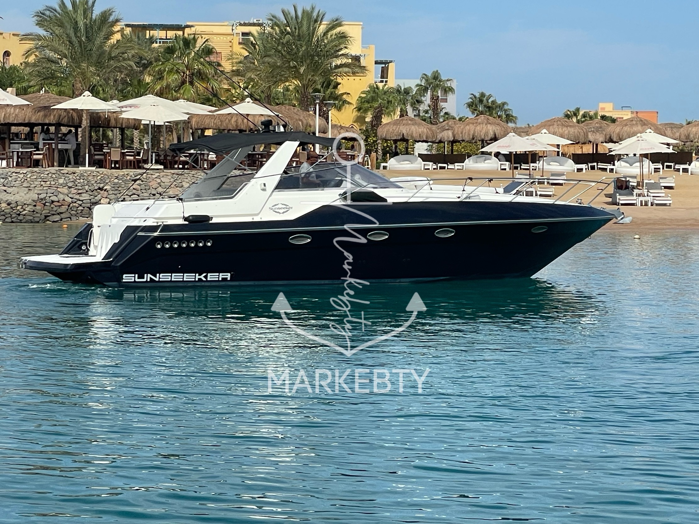 Sunseeker Martinique 38