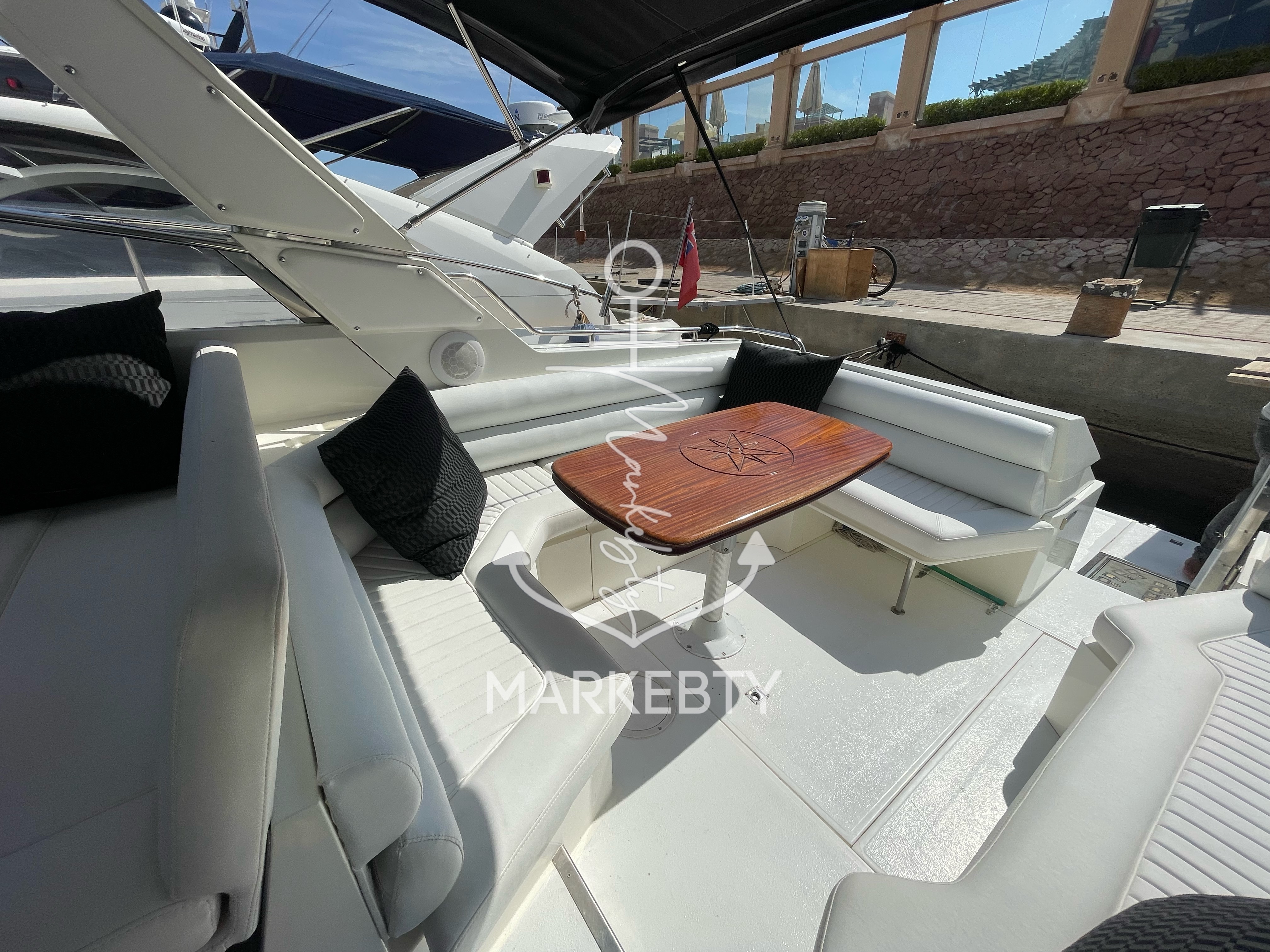 Sunseeker Martinique 38