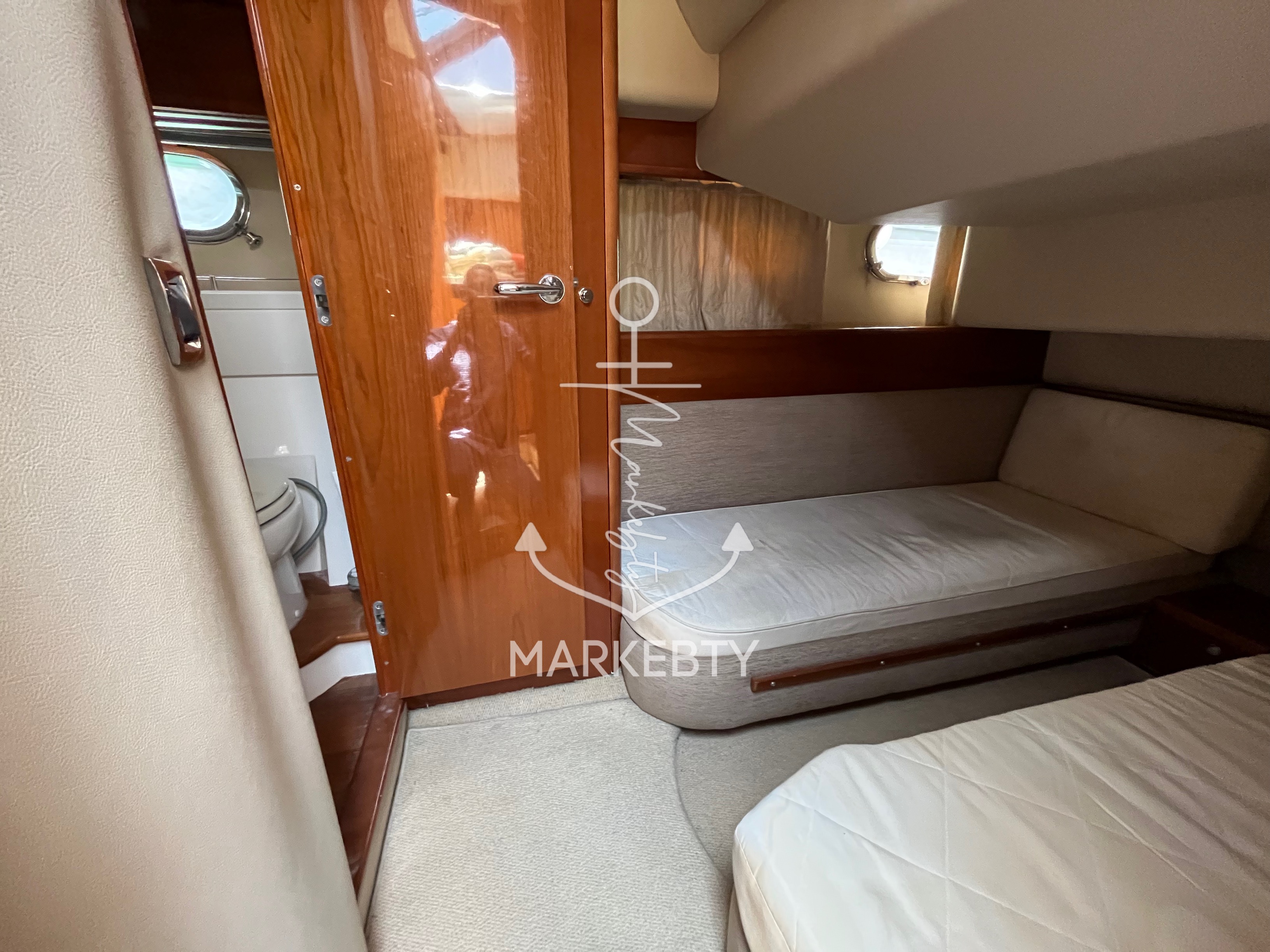 Princess 42 Flybridge