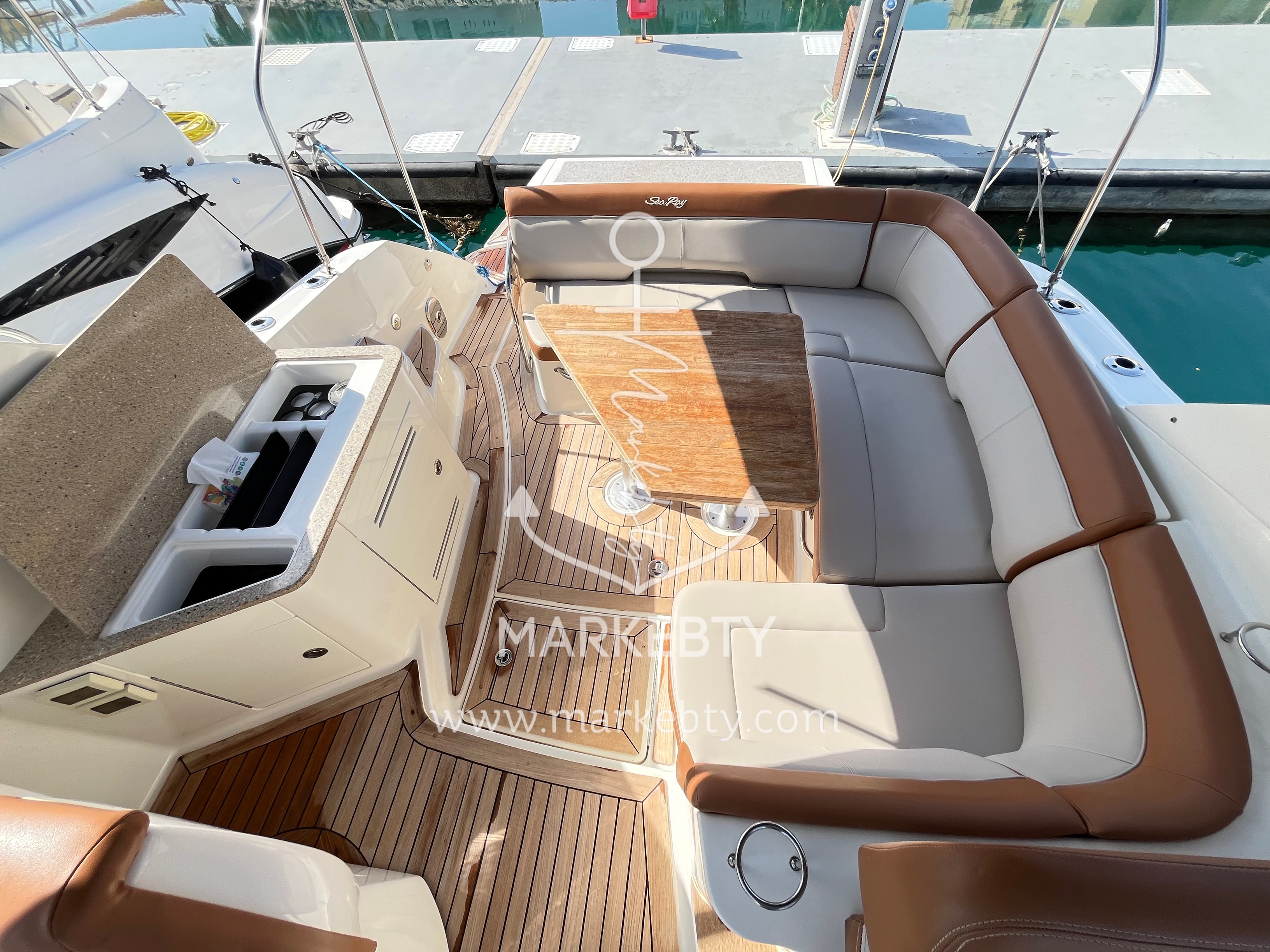 Sea Ray Sundancer 350