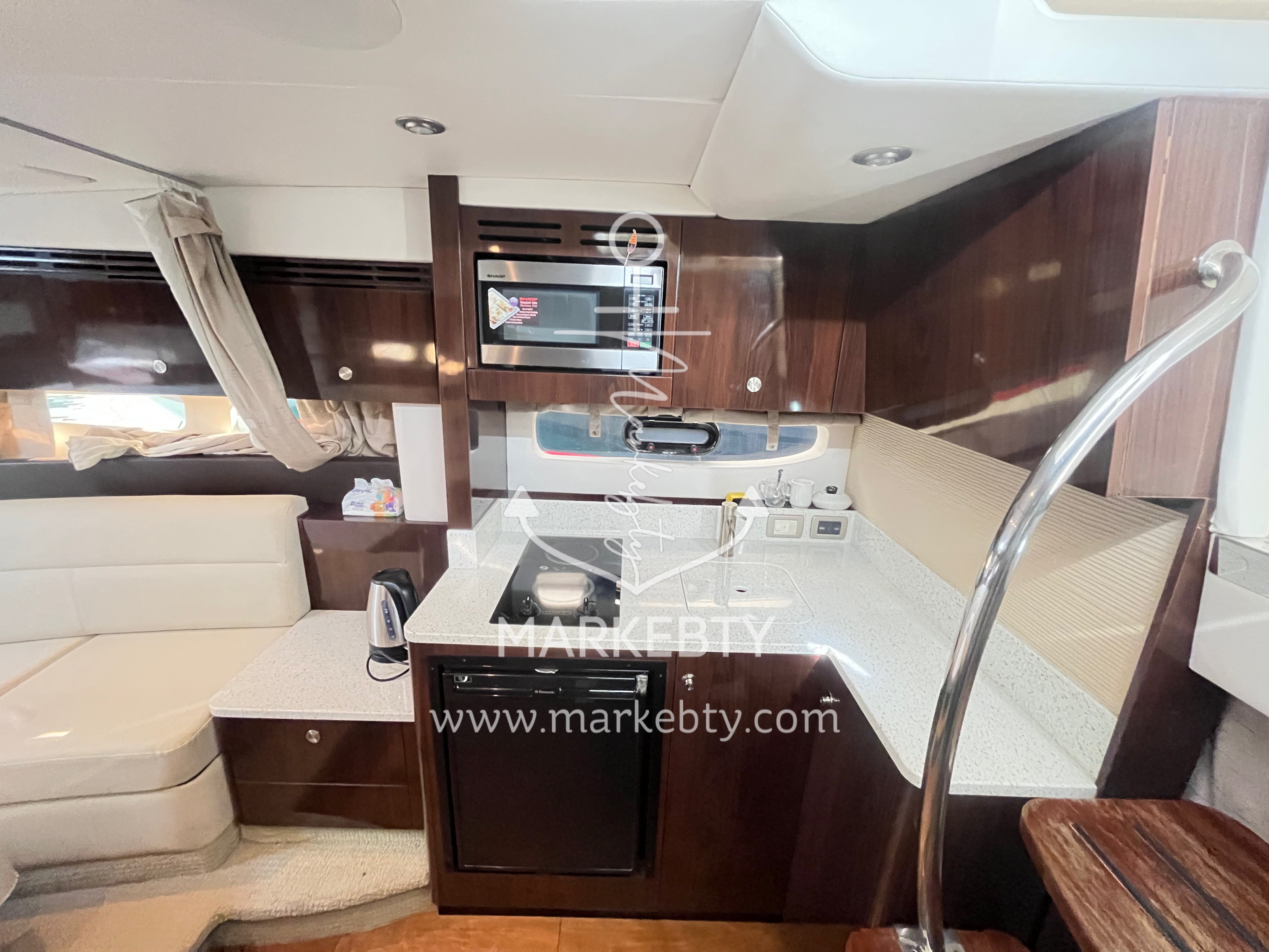 Sea Ray Sundancer 350