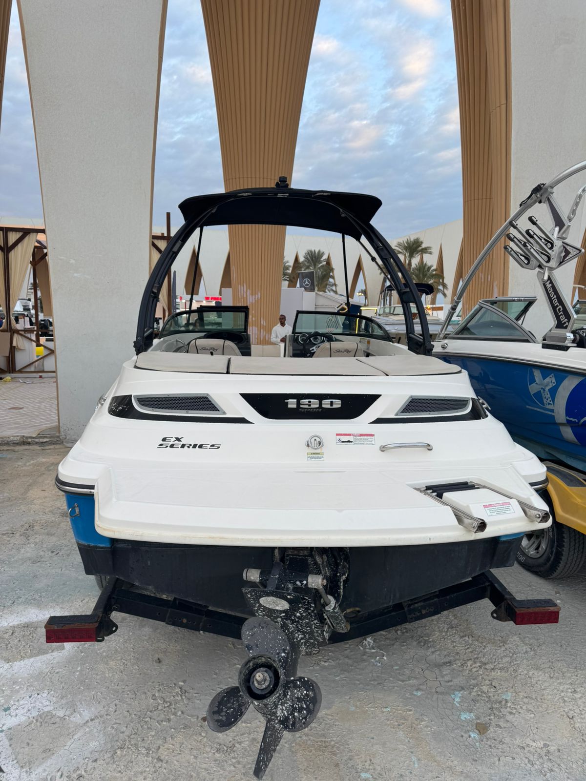Sea Ray 190ex