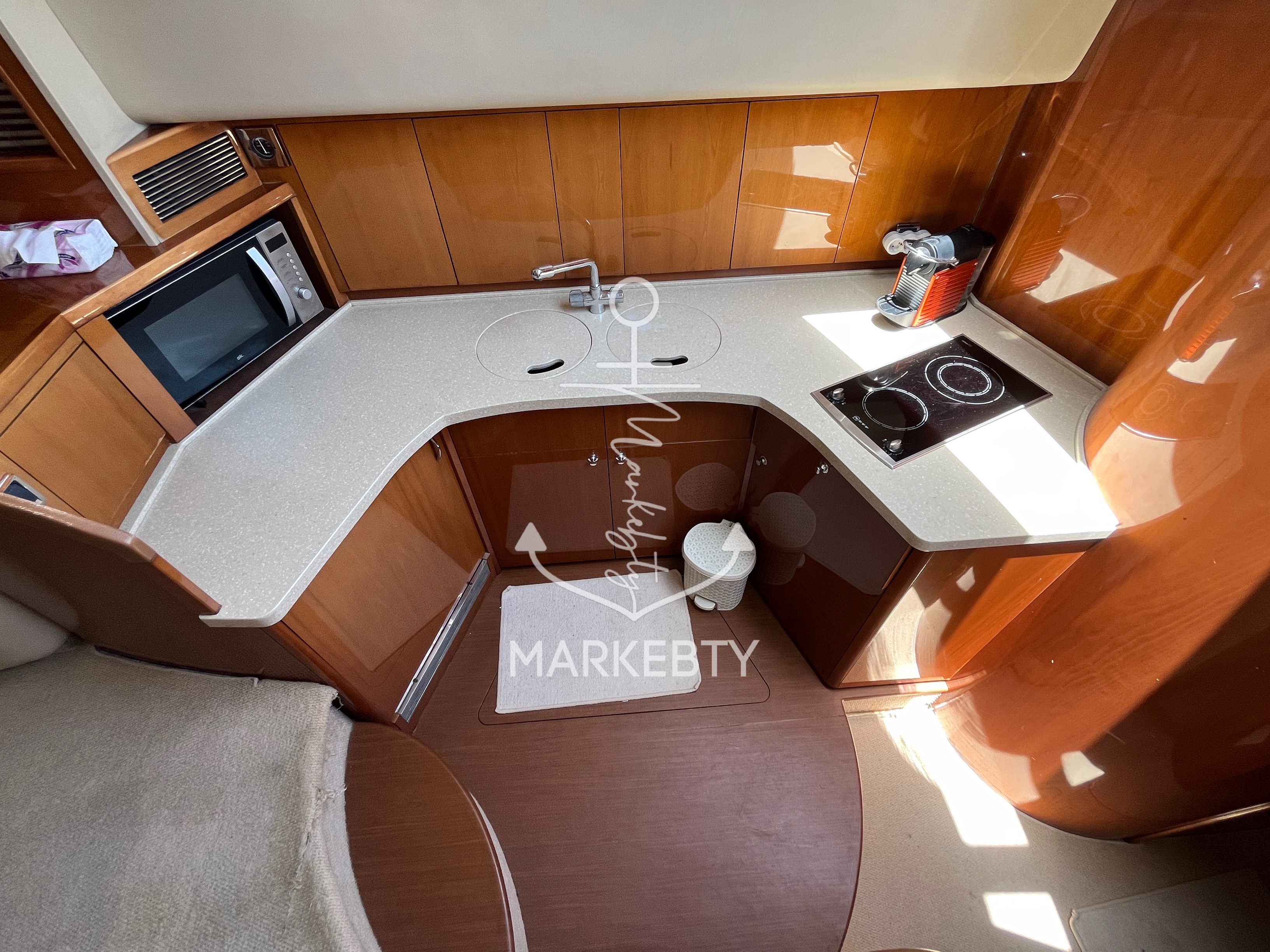 Princess 42 Flybridge